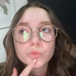 Meet your Posher, Ella